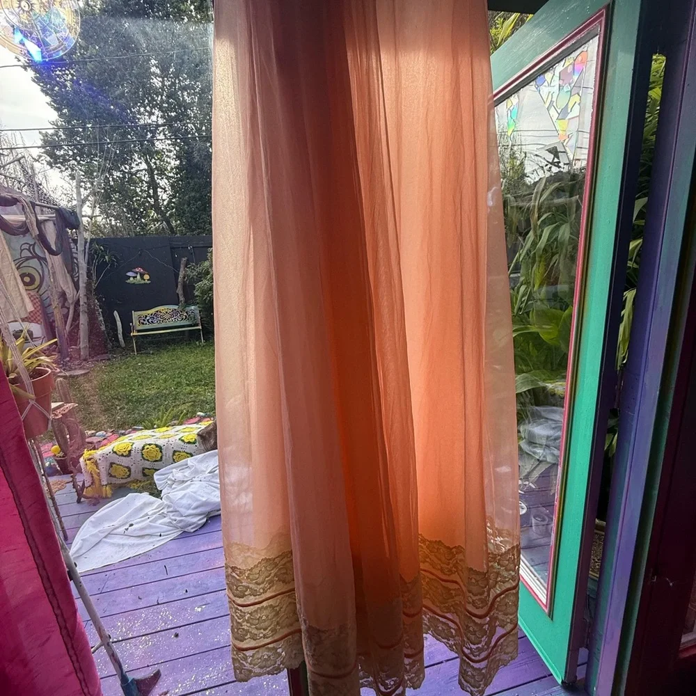 Elegant Peach Dress with Gold Accents - Picture 2 of 7